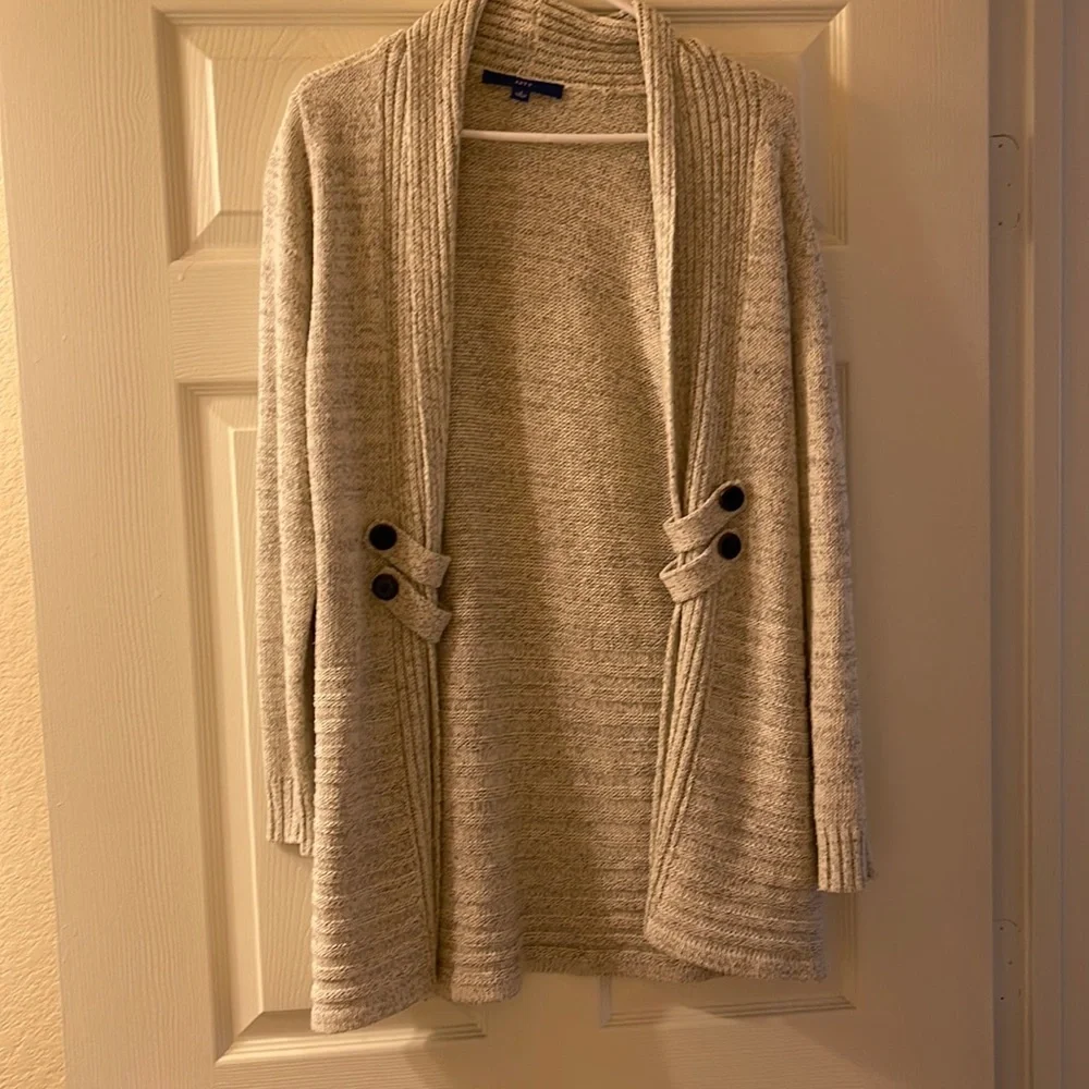 Cardigan - Picture 1 of 3
